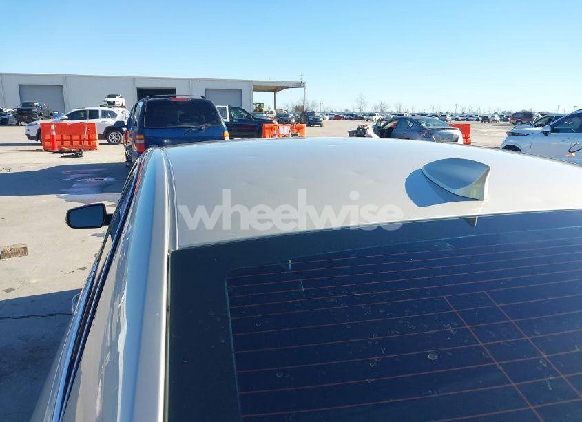 Photo 13 of 2016 Chevrolet Malibu LIMITED LTZ (VIN 1G11E5SA3GF132341)