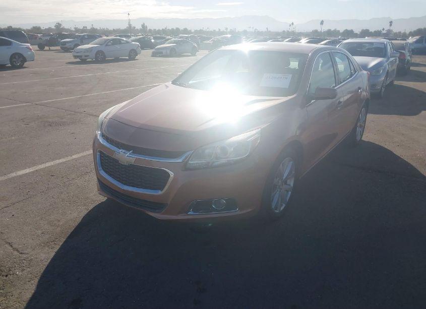 Photo 2 of 2016 Chevrolet Malibu LIMITED LTZ (VIN 1G11E5SA3GF133537)
