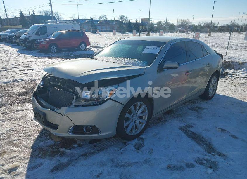 Photo 2 of 2013 Chevrolet Malibu 2LT (VIN 1G11E5SA4DF238096)