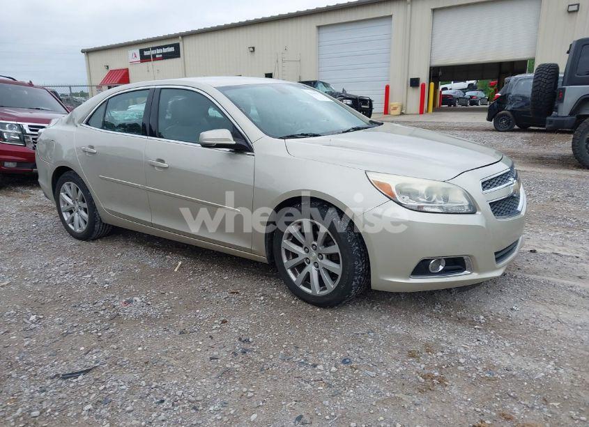 2013 Chevrolet Malibu 2LT (VIN 1G11E5SA4DF316747) main photo