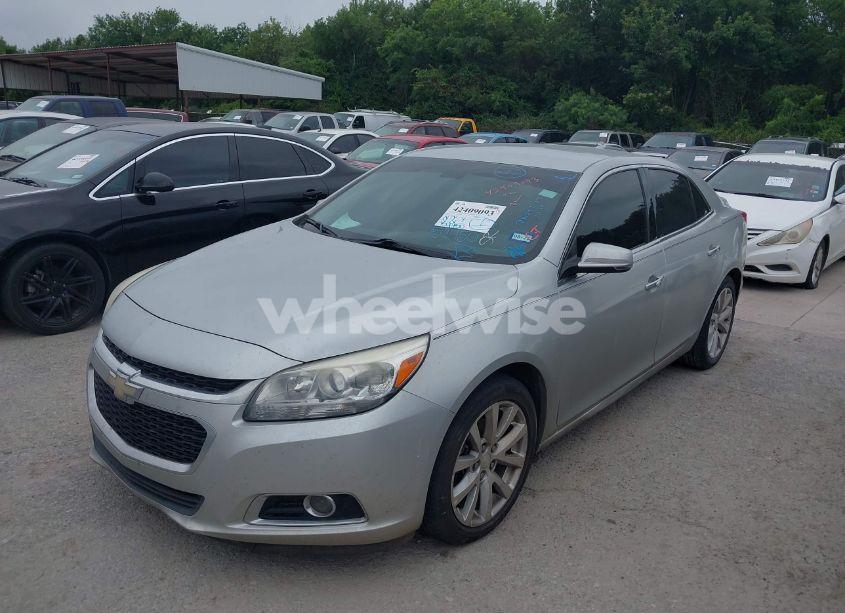 Photo 2 of 2016 Chevrolet Malibu LIMITED LTZ (VIN 1G11E5SA4GF130100)