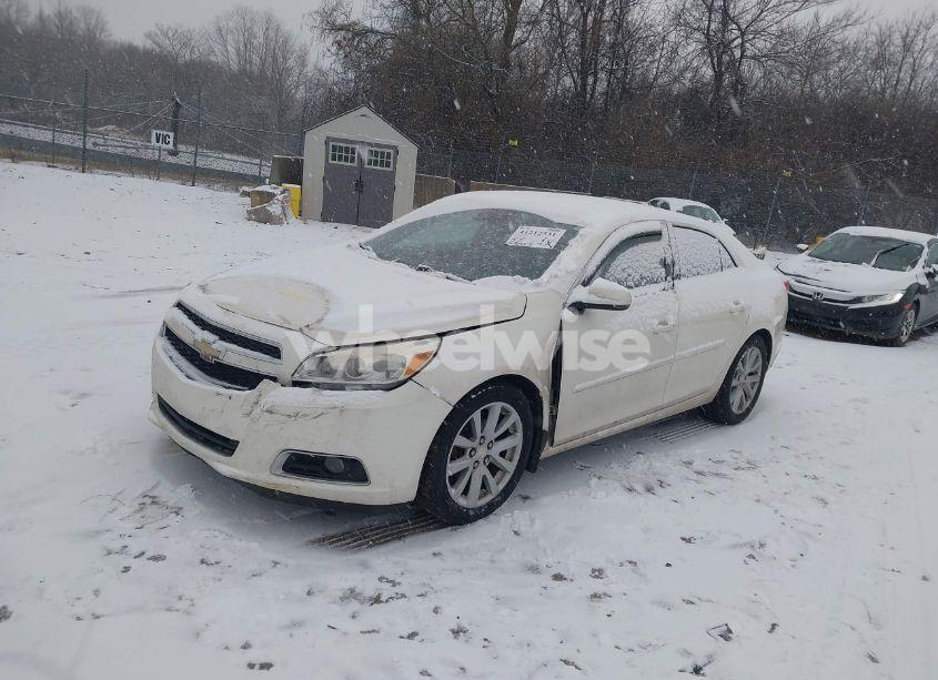 Photo 2 of 2013 Chevrolet Malibu 2LT (VIN 1G11E5SA5DF196599)