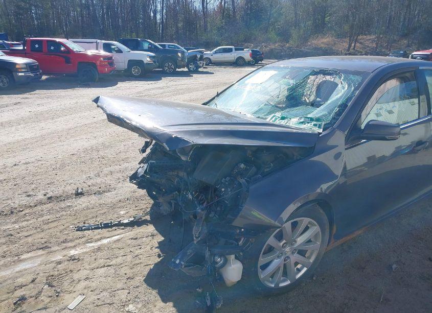 Photo 6 of 2013 Chevrolet Malibu 2LT (VIN 1G11E5SA5DF228290)