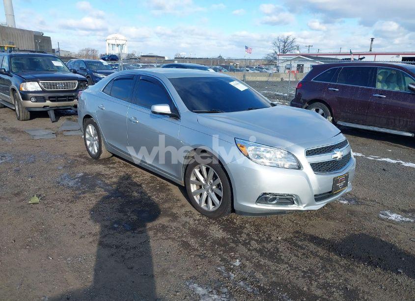 2013 Chevrolet Malibu 2LT (VIN 1G11E5SA5DF252427) main photo