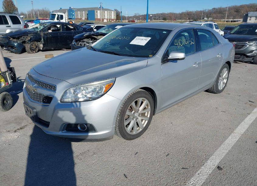 Photo 2 of 2013 Chevrolet Malibu 2LT (VIN 1G11E5SA5DF342032)