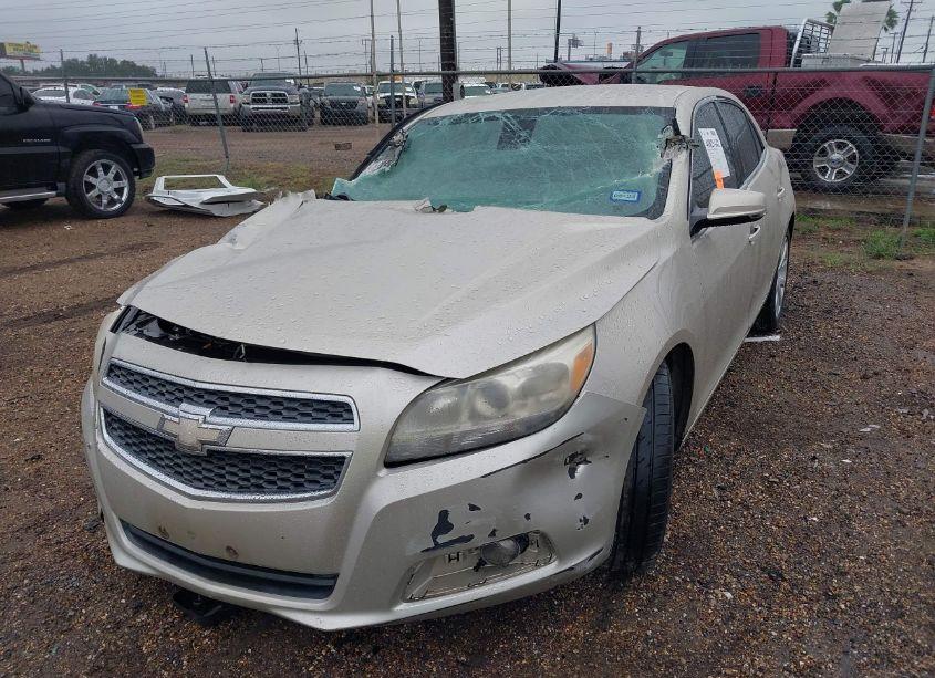 Photo 2 of 2013 Chevrolet Malibu 2LT (VIN 1G11E5SA6DF251206)