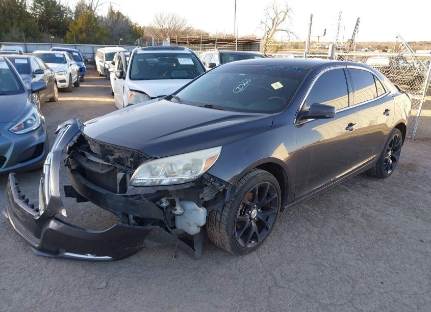 Photo 2 of 2013 Chevrolet Malibu 2LT (VIN 1G11E5SA6DF279541)