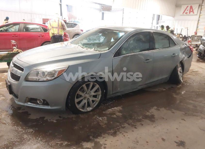 Photo 2 of 2013 Chevrolet Malibu 2LT (VIN 1G11E5SA6DU114780)