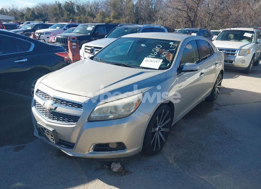 Photo 2 of 2013 Chevrolet Malibu 2LT (VIN 1G11E5SA7DF269620)