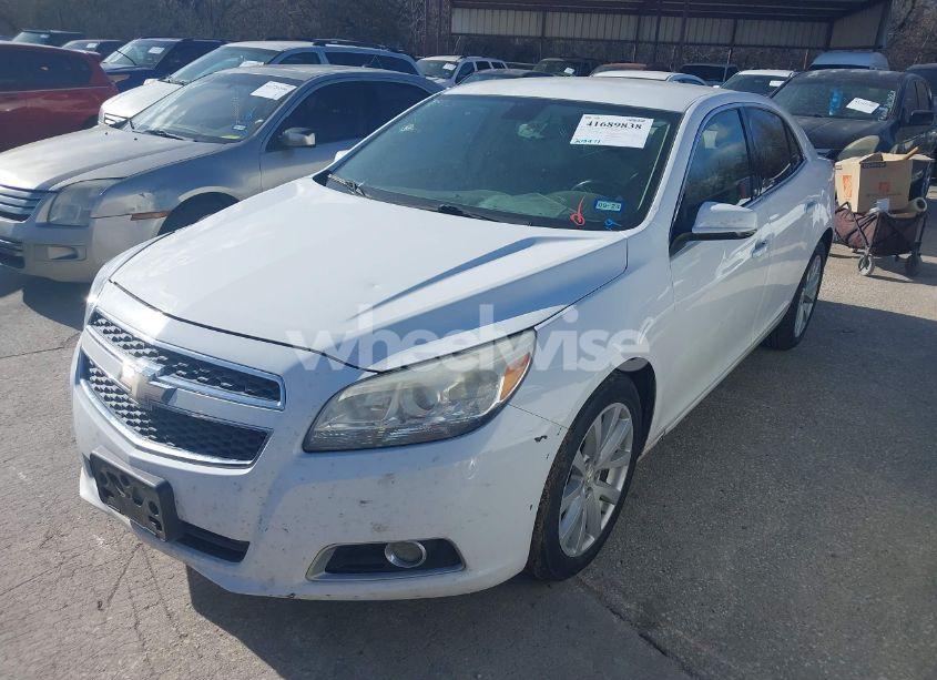 Photo 2 of 2013 Chevrolet Malibu 2LT (VIN 1G11E5SA7DF308982)