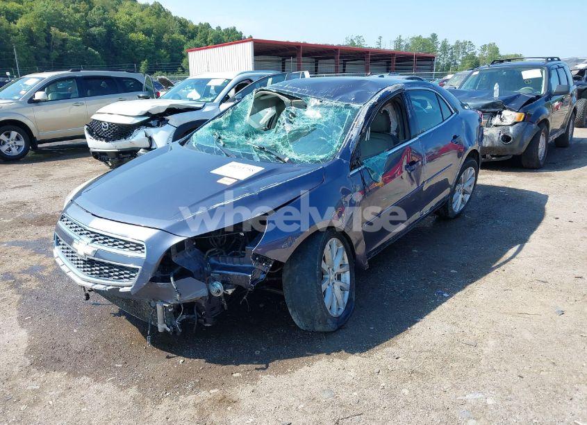 Photo 2 of 2013 Chevrolet Malibu 2LT (VIN 1G11E5SA8DF166254)