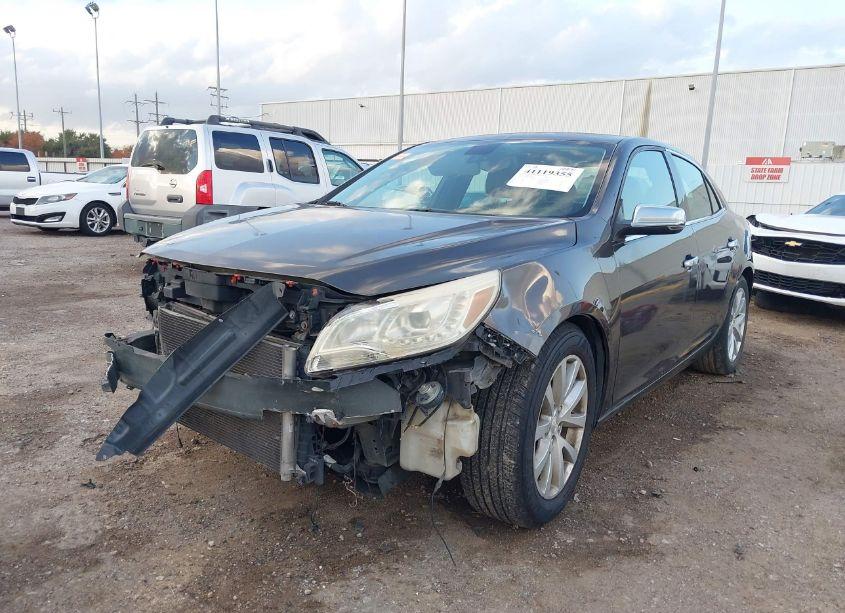 Photo 2 of 2013 Chevrolet Malibu 2LT (VIN 1G11E5SA8DF236674)