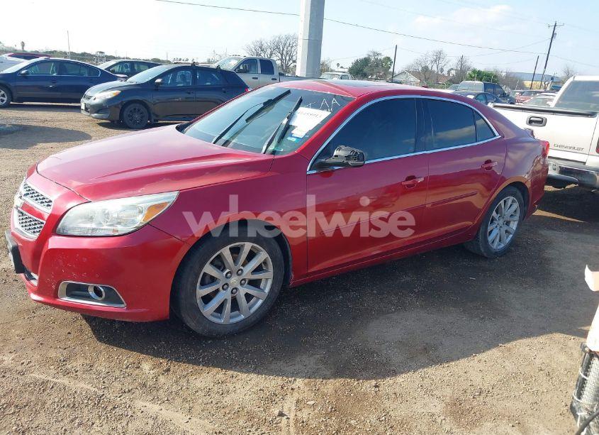 Photo 2 of 2013 Chevrolet Malibu 2LT (VIN 1G11E5SAXDF180012)