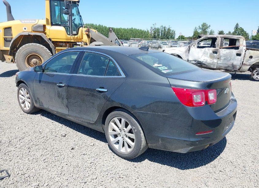 Photo 3 of 2016 Chevrolet Malibu LIMITED LTZ (VIN 1G11E5SAXGU144711)