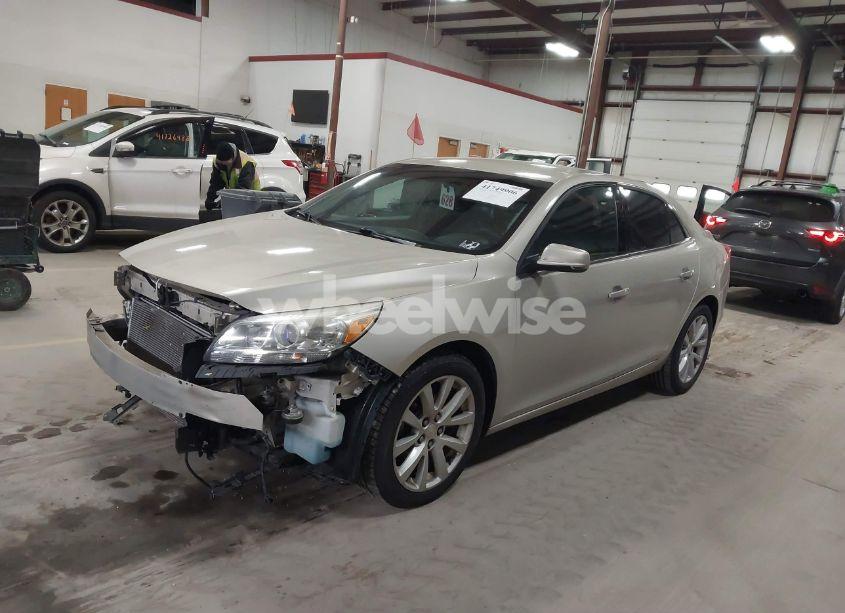 Photo 2 of 2014 Chevrolet Malibu 2LT (VIN 1G11E5SL1EF209464)