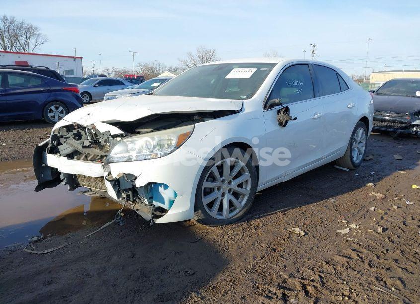 Photo 2 of 2014 Chevrolet Malibu 2LT (VIN 1G11E5SL2EF300260)
