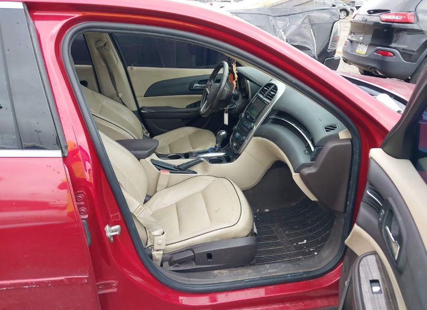 Photo 5 of 2014 Chevrolet Malibu 2LT (VIN 1G11E5SL9EF213861)