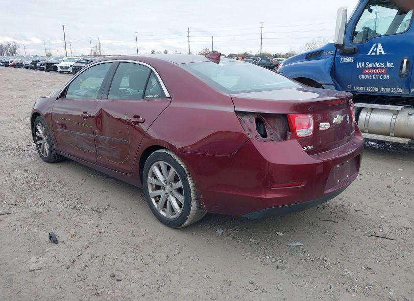 Photo 3 of 2015 Chevrolet Malibu 3LT (VIN 1G11E5SX3FF169666)