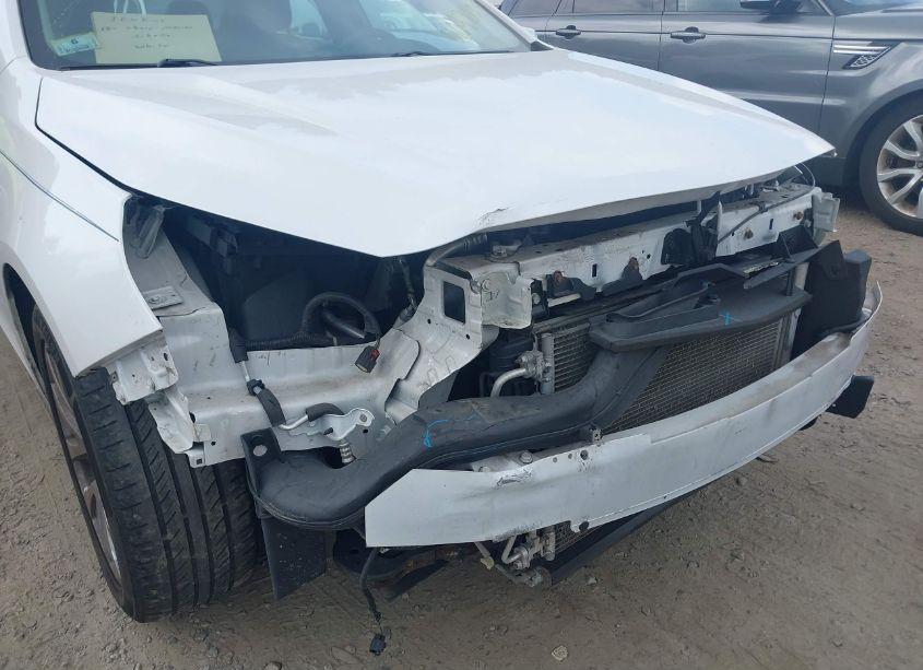 Photo 6 of 2015 Chevrolet Malibu 1LZ (VIN 1G11F5SL3FF167913)