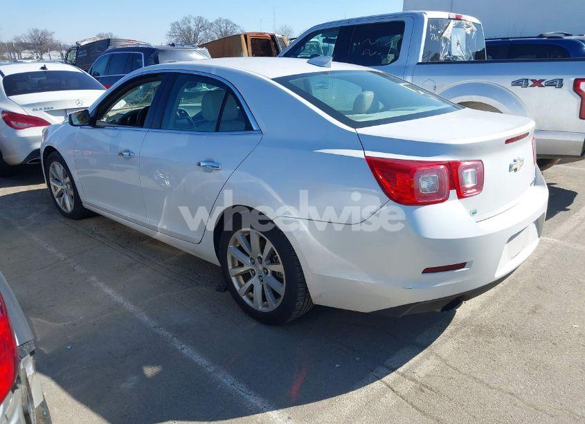 Photo 3 of 2015 Chevrolet Malibu 1LZ (VIN 1G11F5SL4FF185692)