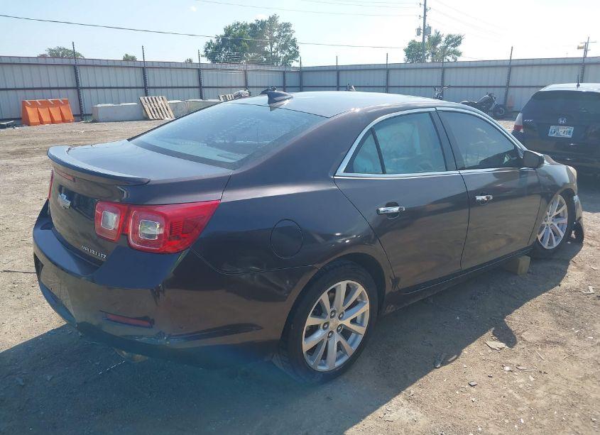 Photo 4 of 2015 Chevrolet Malibu 1LZ (VIN 1G11F5SL6FF276530)
