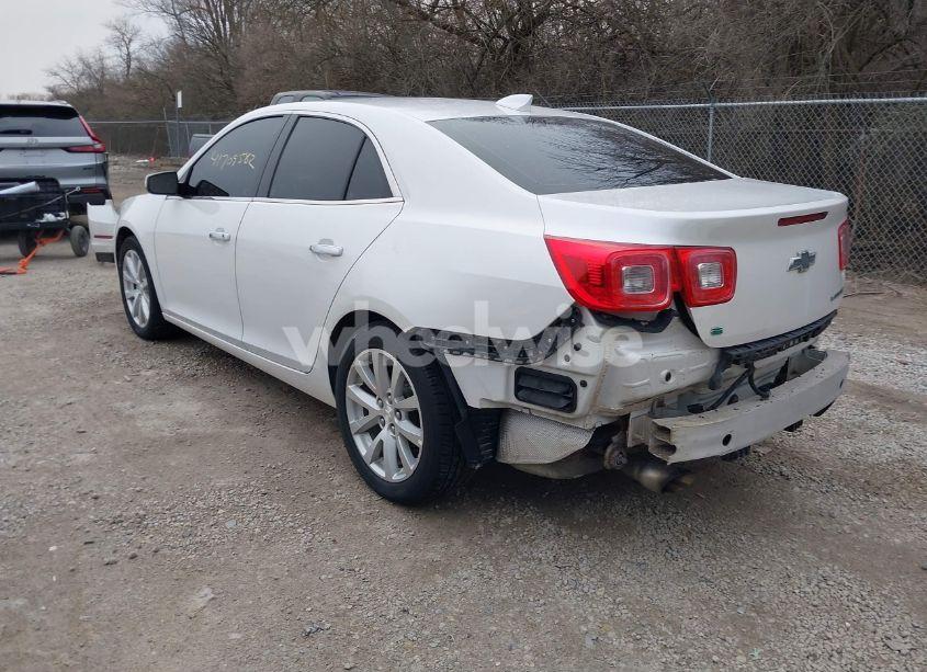 Photo 3 of 2015 Chevrolet Malibu 1LZ (VIN 1G11F5SL9FF262718)