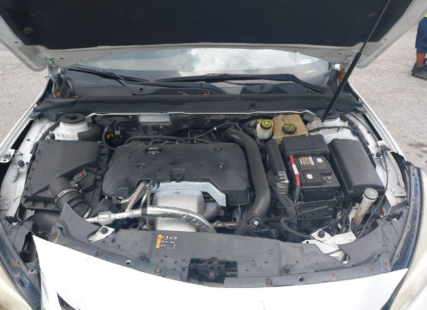Photo 10 of 2015 Chevrolet Malibu 2LZ (VIN 1G11G5SX0FF313930)