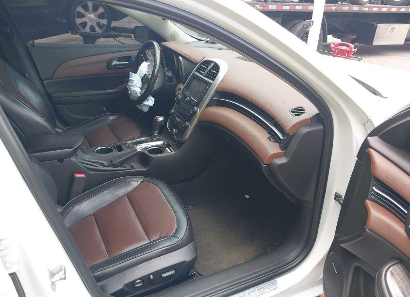 Photo 5 of 2015 Chevrolet Malibu 2LZ (VIN 1G11G5SX0FF313930)