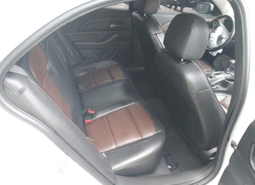 Photo 8 of 2015 Chevrolet Malibu 2LZ (VIN 1G11G5SX0FF313930)