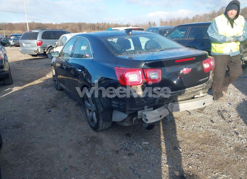 Photo 3 of 2015 Chevrolet Malibu 2LZ (VIN 1G11G5SX1FF290285)