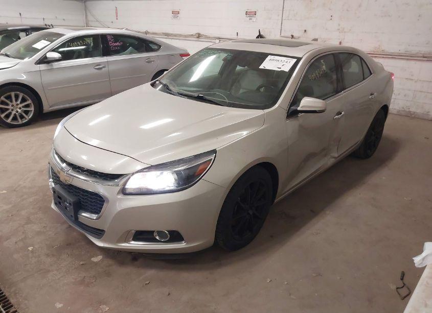 Photo 2 of 2015 Chevrolet Malibu 2LZ (VIN 1G11G5SX4FF106263)