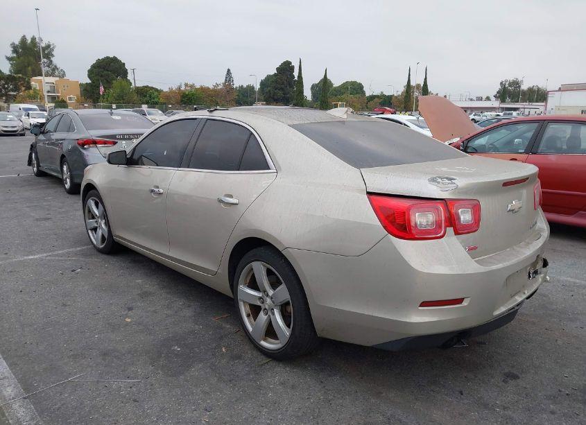 Photo 3 of 2015 Chevrolet Malibu 2LZ (VIN 1G11G5SX5FF215752)