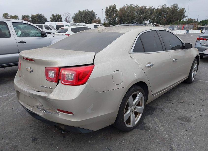 Photo 4 of 2015 Chevrolet Malibu 2LZ (VIN 1G11G5SX5FF215752)