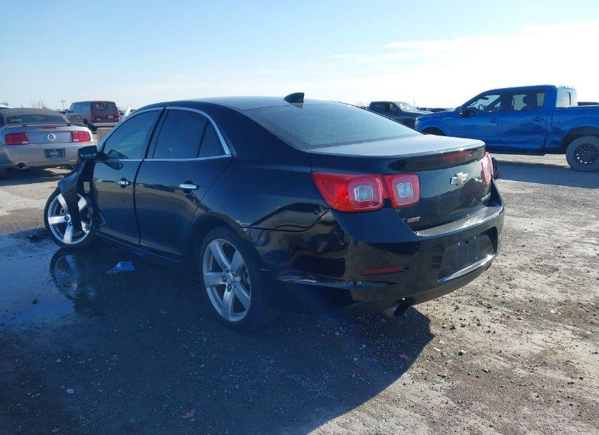Photo 3 of 2015 Chevrolet Malibu 2LZ (VIN 1G11G5SX8FF196128)