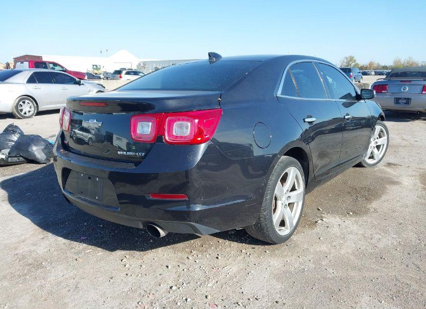 Photo 4 of 2015 Chevrolet Malibu 2LZ (VIN 1G11G5SX8FF196128)