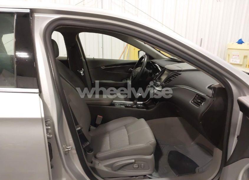 Photo 5 of 2019 Chevrolet Impala LS (VIN 1G11X5SA8KU115419)