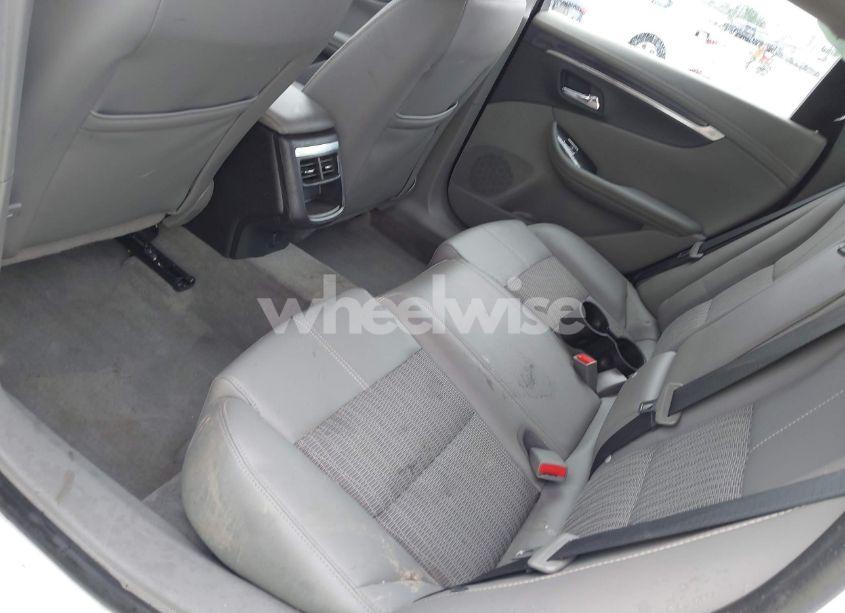 Photo 8 of 2019 Chevrolet Impala LT (VIN 1G11Z5S30KU102711)