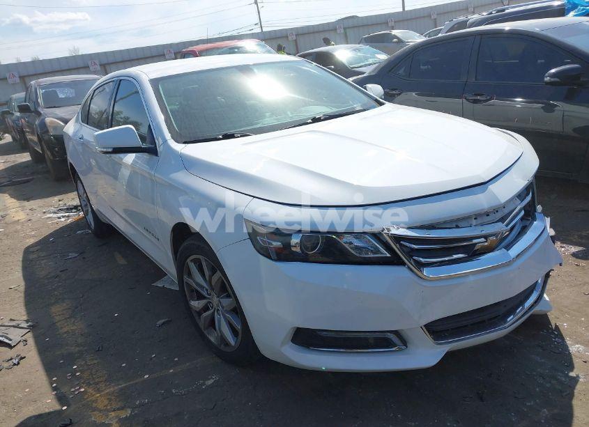 2019 Chevrolet Impala LT (VIN 1G11Z5S33KU118742) main photo