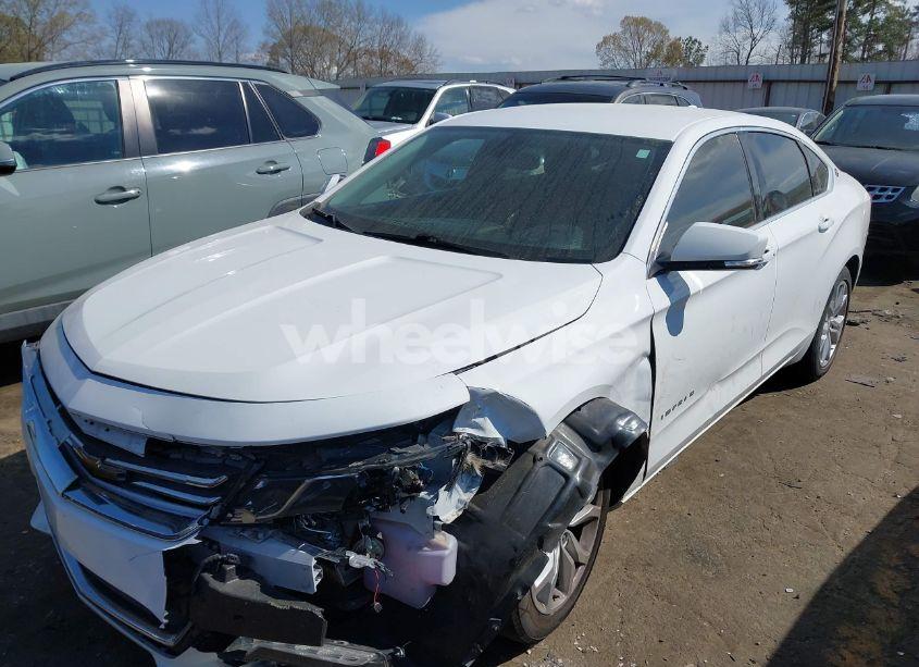 Photo 2 of 2019 Chevrolet Impala LT (VIN 1G11Z5S33KU118742)
