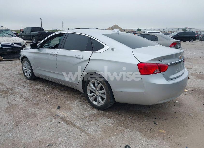 Photo 3 of 2019 Chevrolet Impala LT (VIN 1G11Z5S35KU116684)