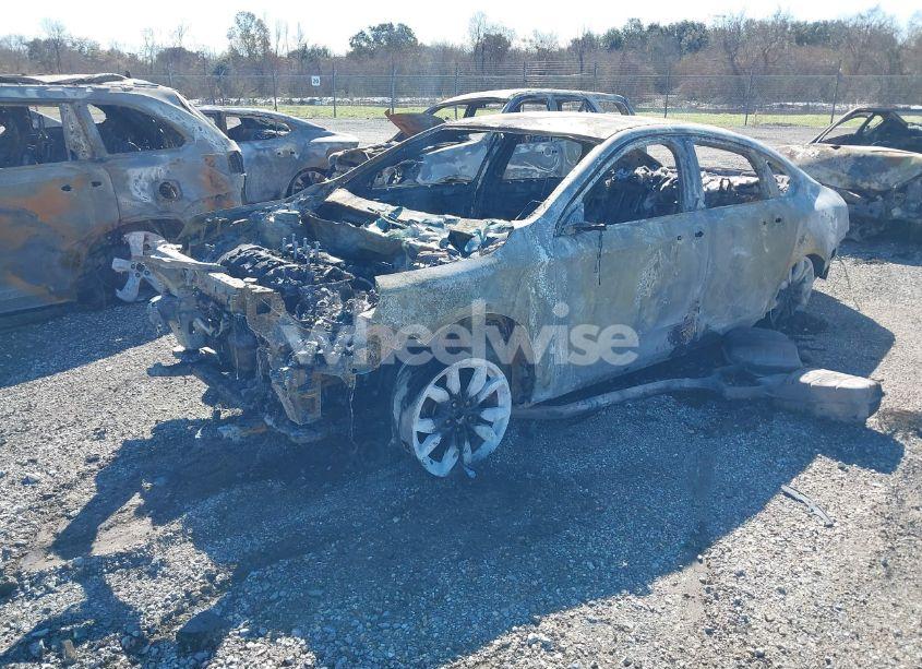 Photo 2 of 2020 Chevrolet Impala FWD LT (VIN 1G11Z5S35LU112054)