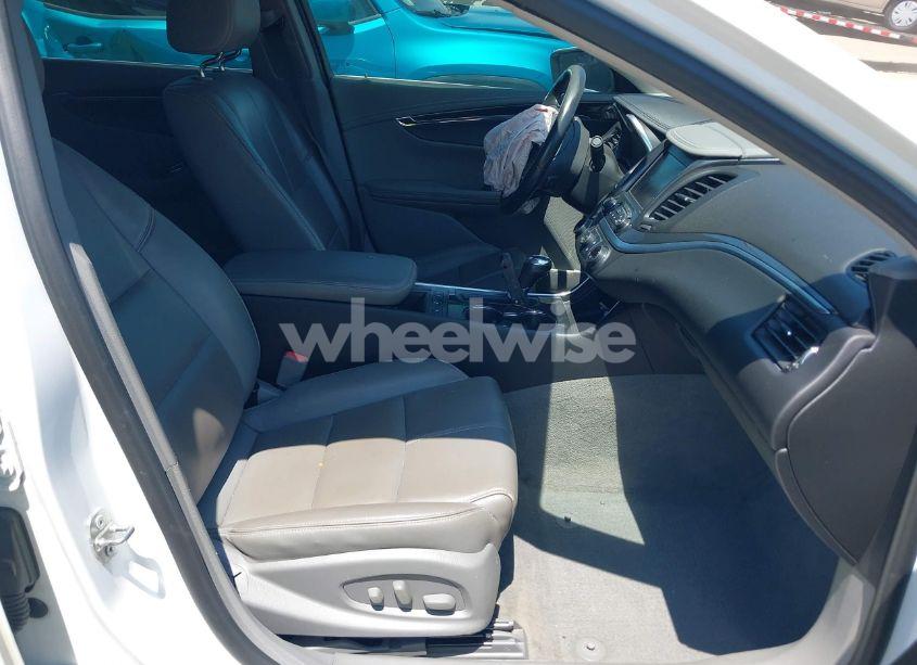 Photo 5 of 2019 Chevrolet Impala LT (VIN 1G11Z5S36KU113051)