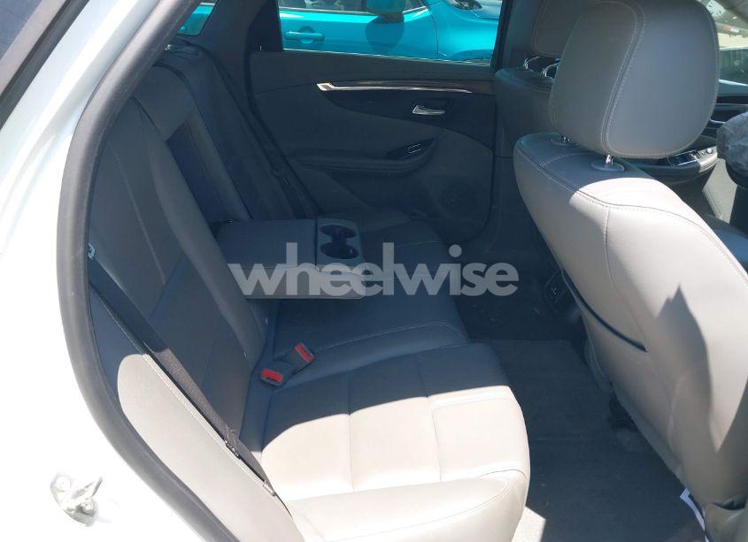 Photo 8 of 2019 Chevrolet Impala LT (VIN 1G11Z5S36KU113051)