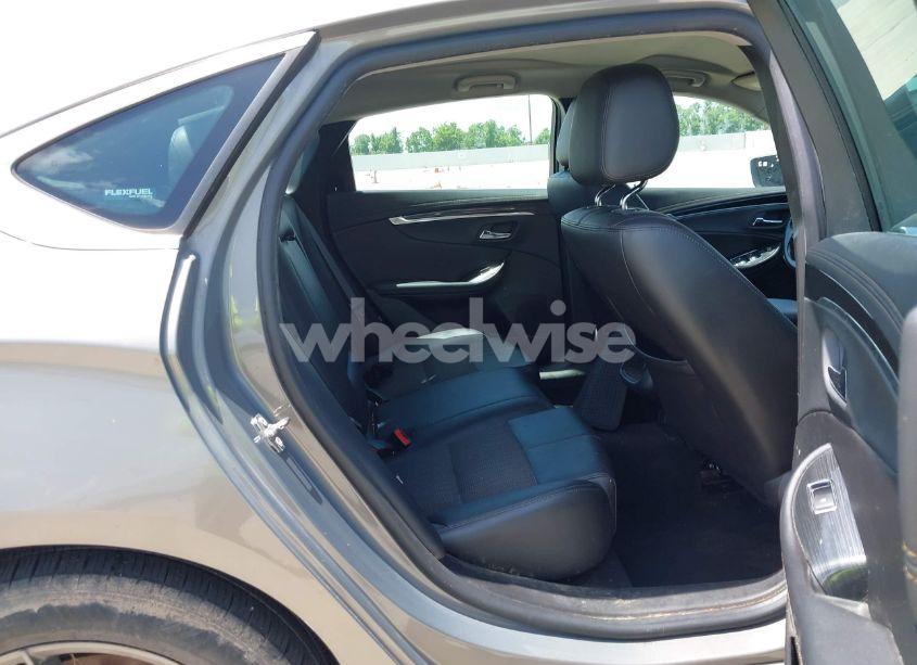 Photo 8 of 2019 Chevrolet Impala LT (VIN 1G11Z5S39KU104229)