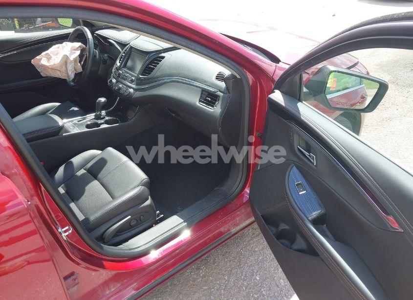 Photo 5 of 2019 Chevrolet Impala LT (VIN 1G11Z5S39KU147632)