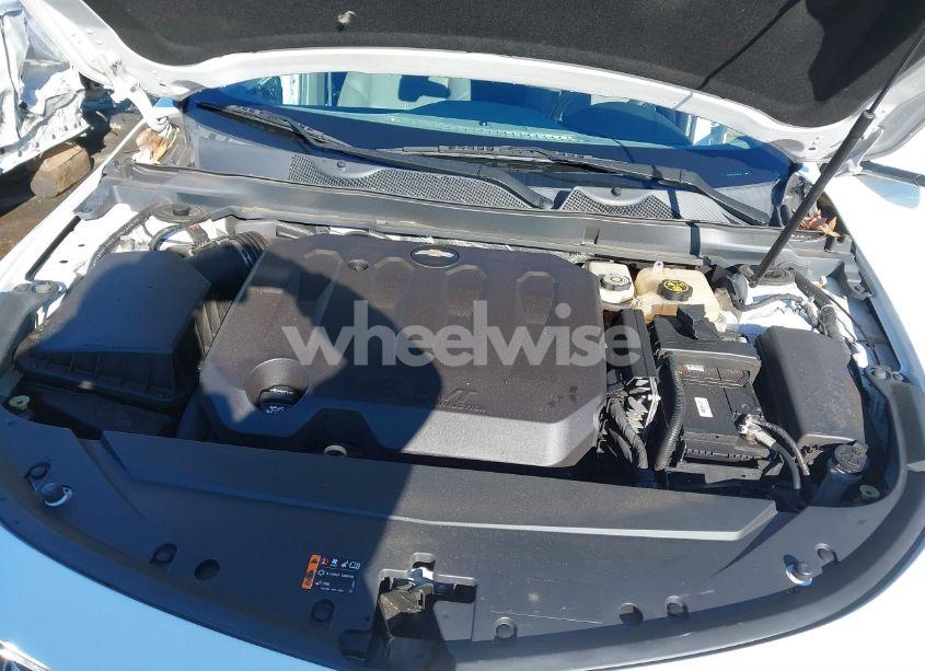 Photo 10 of 2019 Chevrolet Impala LT (VIN 1G11Z5S3XKU114901)