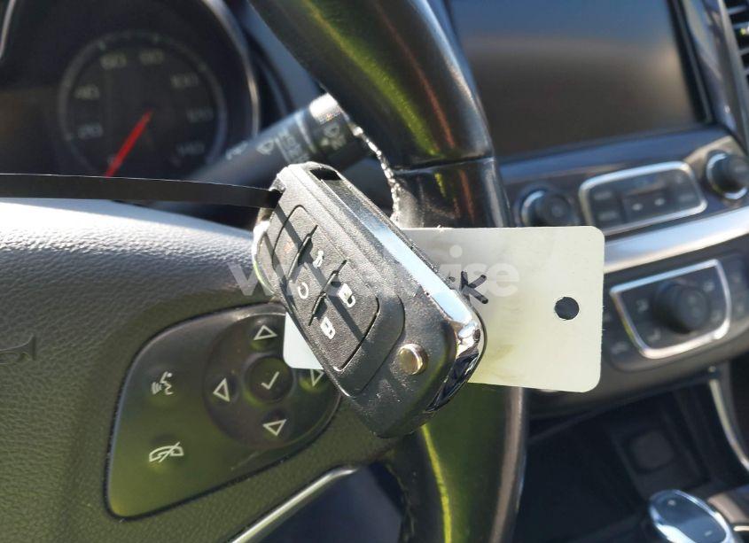 Photo 11 of 2019 Chevrolet Impala LT (VIN 1G11Z5S3XKU114901)