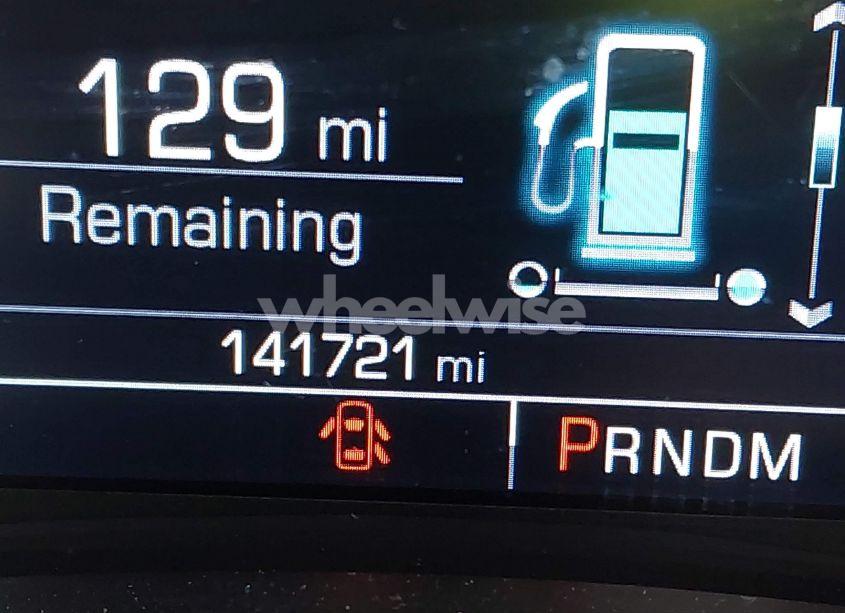 Photo 16 of 2019 Chevrolet Impala LT (VIN 1G11Z5S3XKU114901)