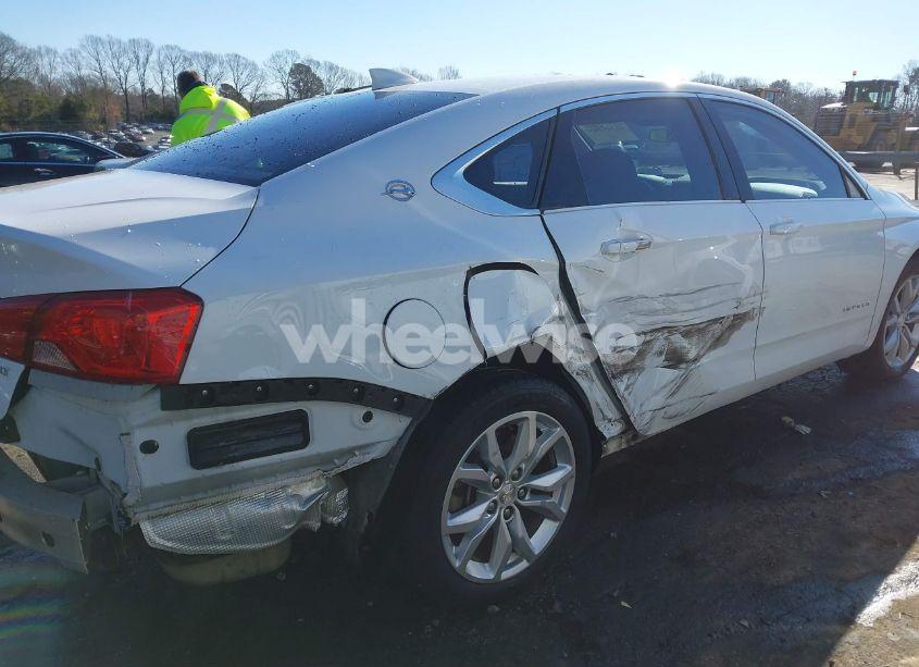 Photo 6 of 2019 Chevrolet Impala LT (VIN 1G11Z5S3XKU114901)