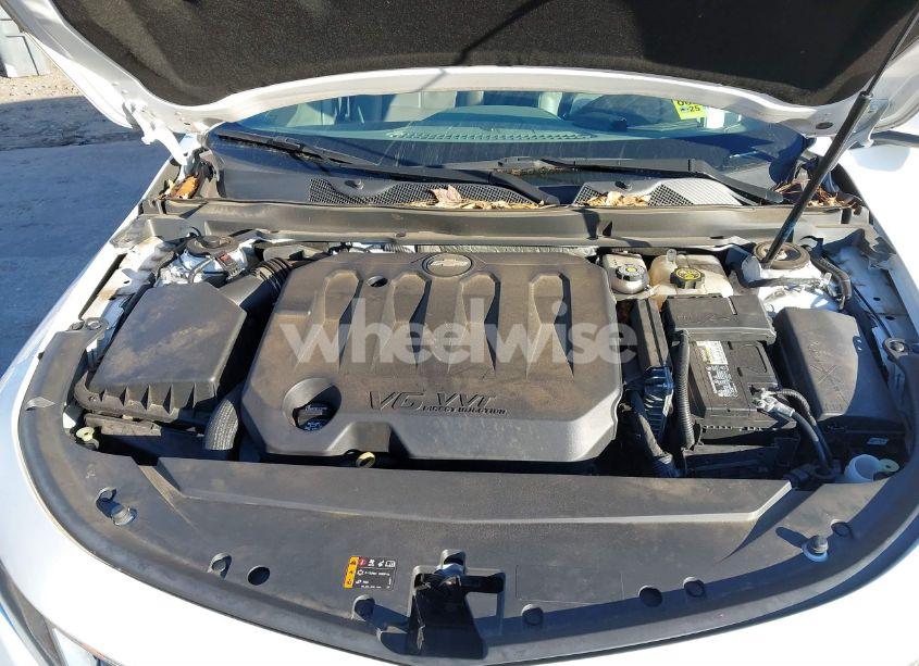 Photo 10 of 2019 Chevrolet Impala LT (VIN 1G11Z5S3XKU144819)